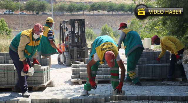 Karaköprü’de hizmet hız kesmiyor