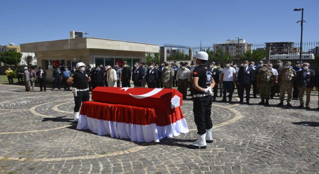 Şehit polis için tören düzenlendi