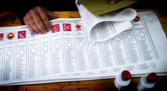 AK Parti harekete geçti! Seçim barajı düşüyor