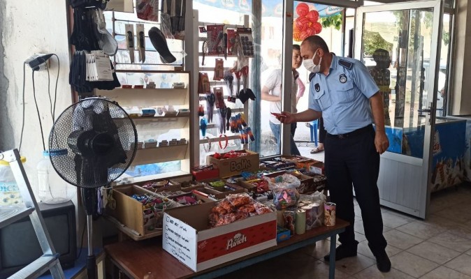 Zabıtadan market denetimi