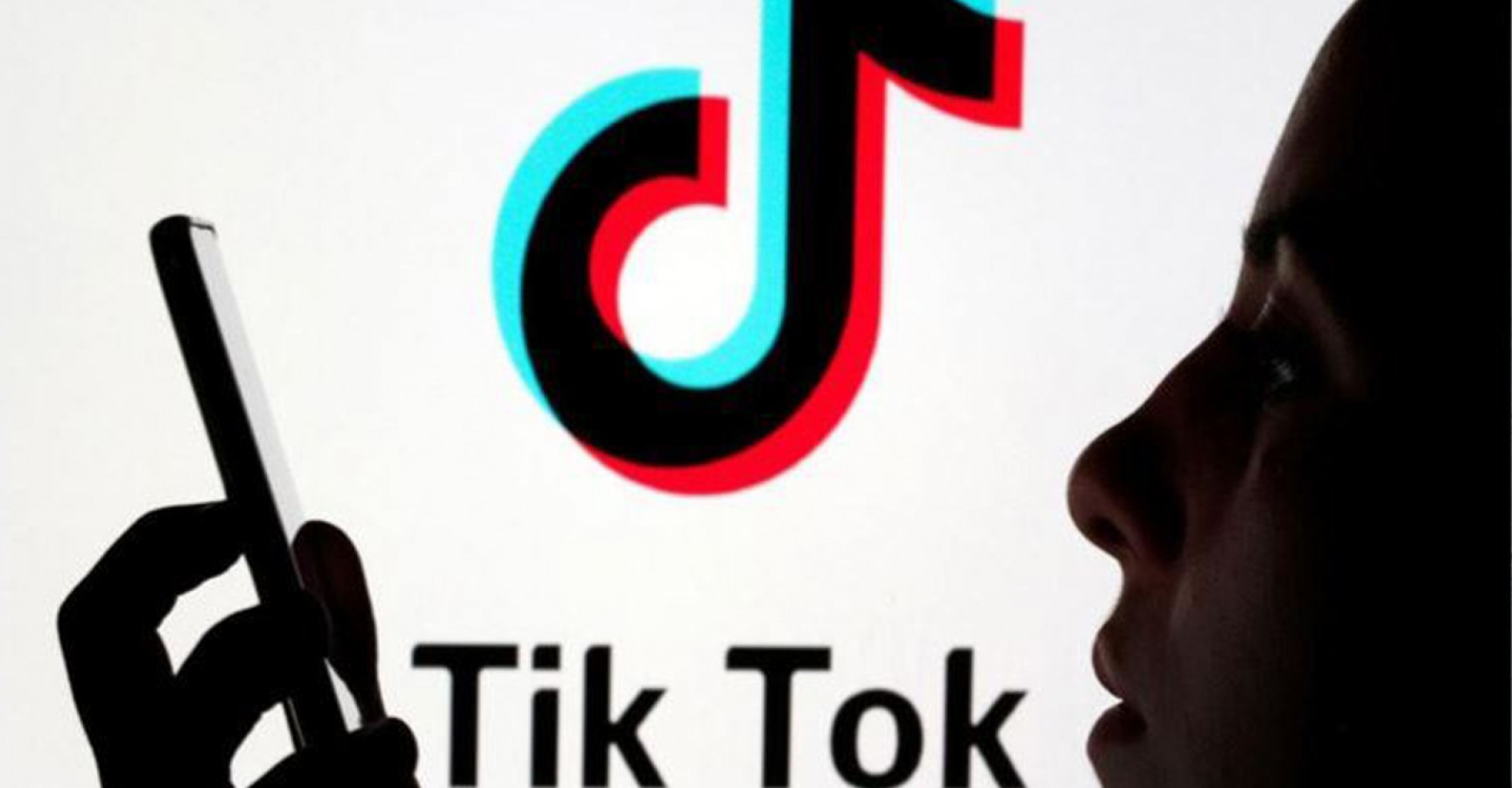 Aşırı TikTok izleme tik yapıyor