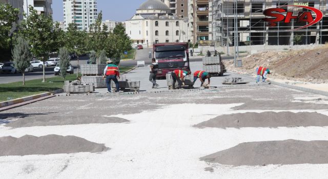 Karaköprü’de üst yapı çalışmalarıyla yollar yenileniyor