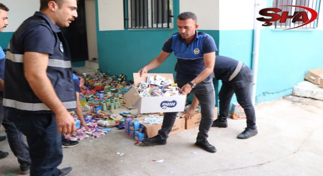 Haliliye zabıta ekipleri binlerce ürünü imha etti