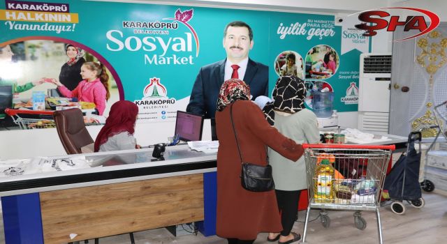 KARAKÖPRÜ’DE İHTİYAÇLAR SOSYAL MARKETTE GİDERİLİYOR