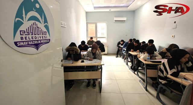 Eyyübiyeli gençler işi sıkı tutuyor