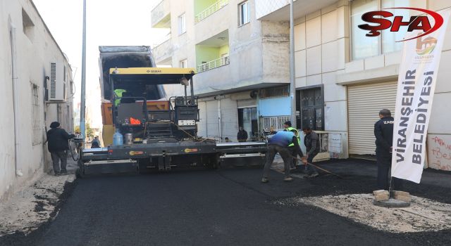 VİRANŞEHİR BELEDİYESİ, FAHRİ İNAN CADDESİ'NDE ASFALT SERİMİNE BAŞLADI