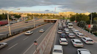 Dikkat! Bunu yapmadan trafiğe çıkmayın