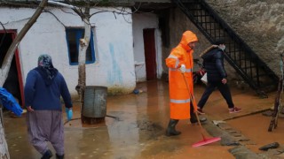 Halfeti'de evleri su bastı