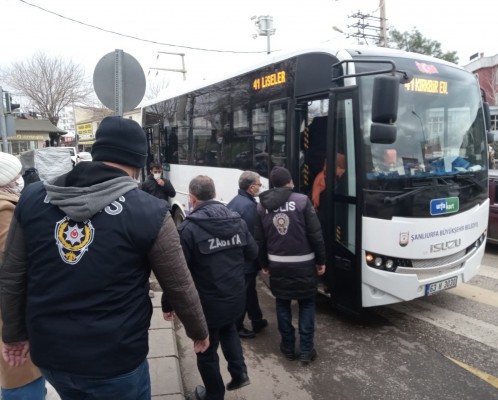 Siverek’te semt pazarı ve toplu taşıma araçları denetlendi