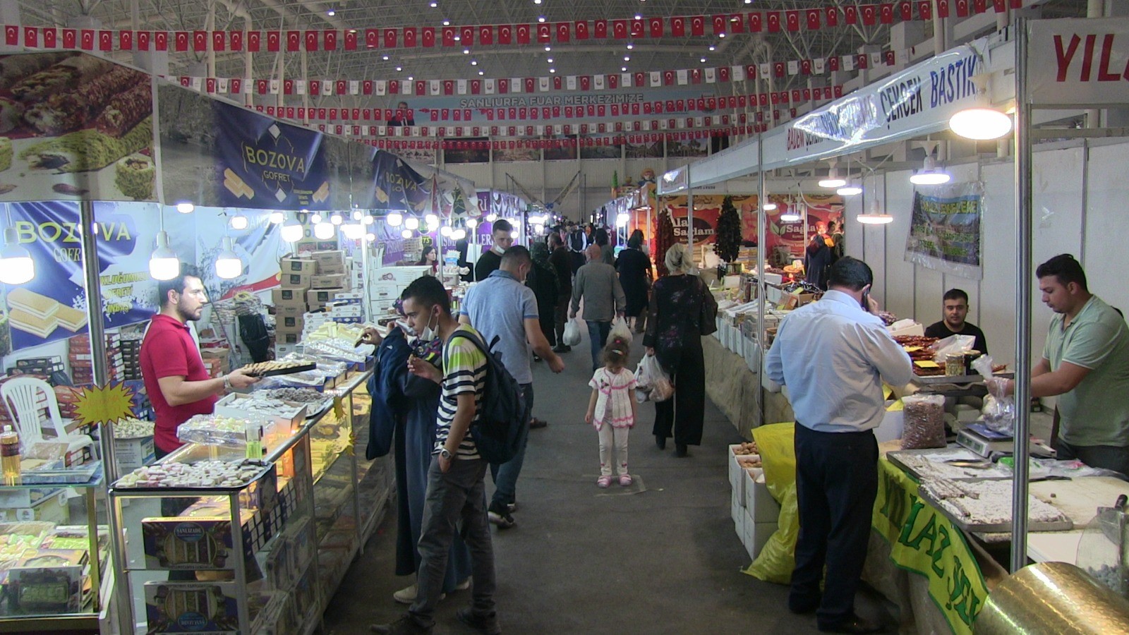 Urfa’da geleneksel ürünler fuarına ilgi yoğun